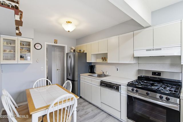 5 Alan Terrace, Jackson, NJ 08527