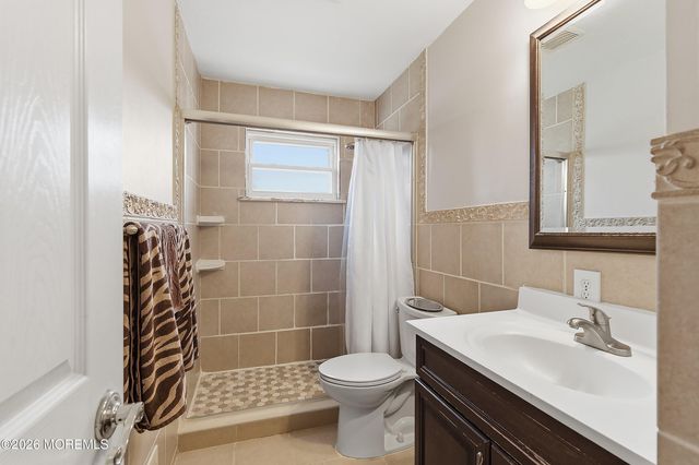 5 Alan Terrace, Jackson, NJ 08527