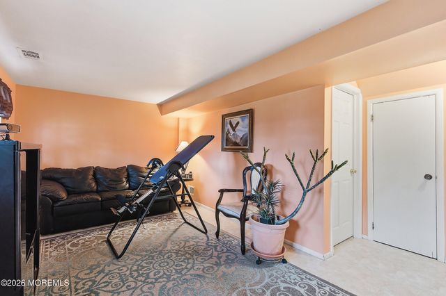 5 Alan Terrace, Jackson, NJ 08527