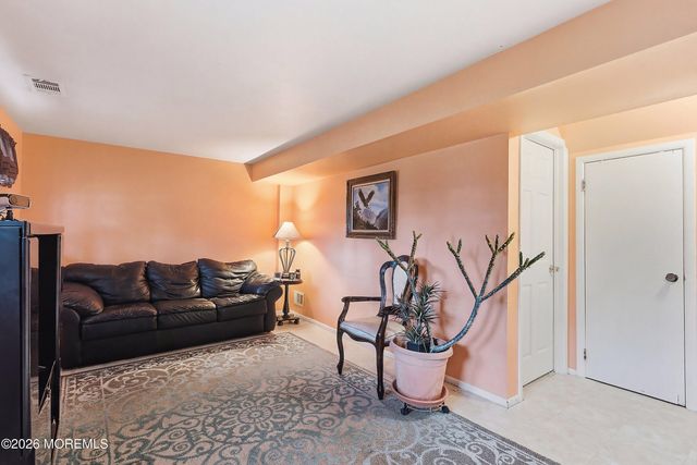 5 Alan Terrace, Jackson, NJ 08527