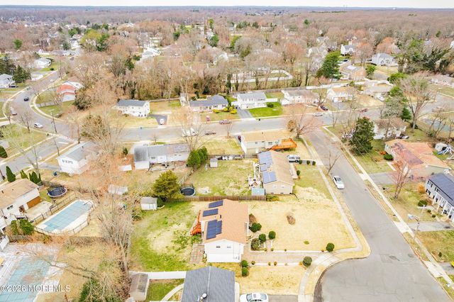 5 Alan Terrace, Jackson, NJ 08527