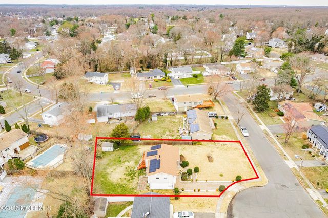 5 Alan Terrace, Jackson, NJ 08527