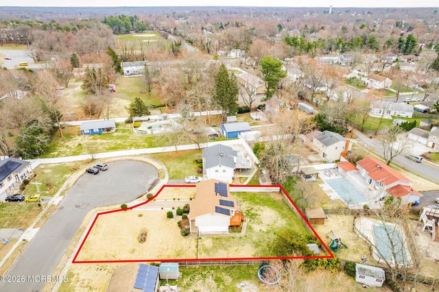 5 Alan Terrace, Jackson, NJ 08527