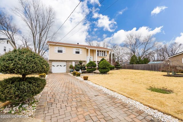 5 Alan Terrace, Jackson, NJ 08527