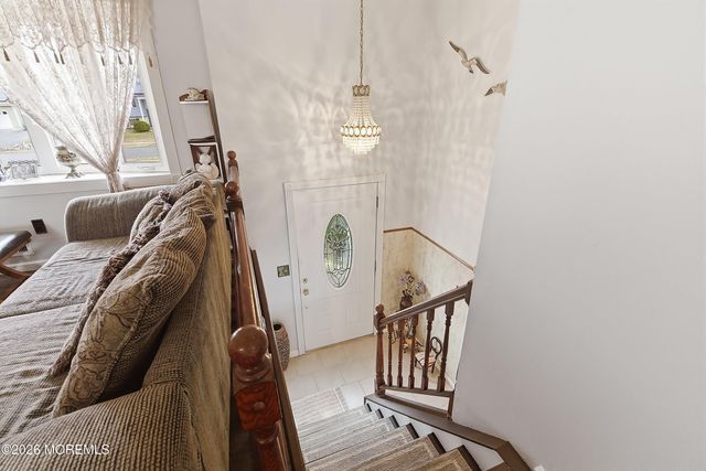 5 Alan Terrace, Jackson, NJ 08527