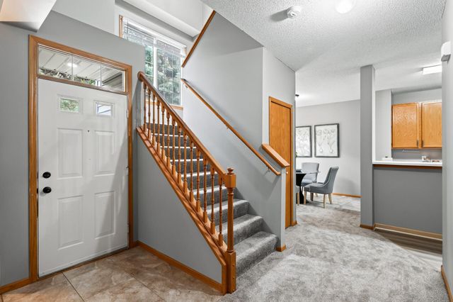 14098 Plymouth Avenue S 56, Burnsville, MN 55337