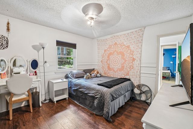 6102 Waterview Drive, Arlington, TX 76016