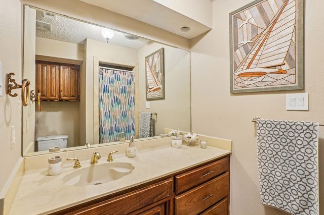 6102 Waterview Drive, Arlington, TX 76016