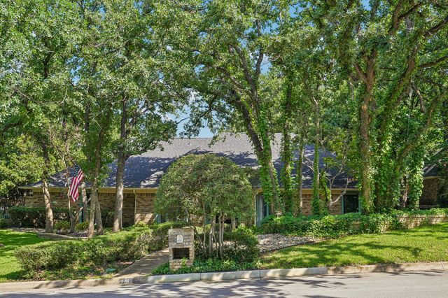 6102 Waterview Drive, Arlington, TX 76016