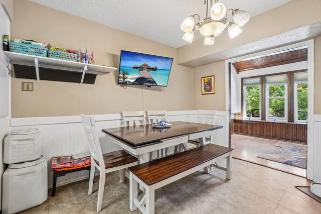 6102 Waterview Drive, Arlington, TX 76016