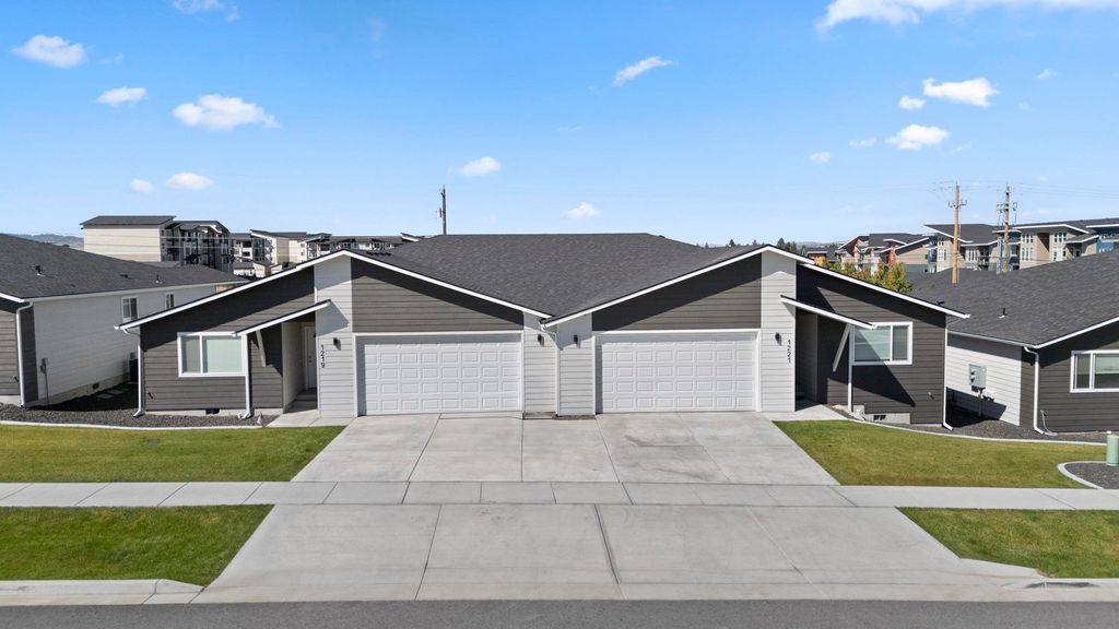 1313 N Coach Dr, Spokane Valley, WA 99016