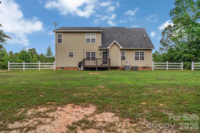 2114 Pinnacle View Drive, Kings Mountain, NC 28086