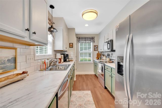 2114 Pinnacle View Drive, Kings Mountain, NC 28086