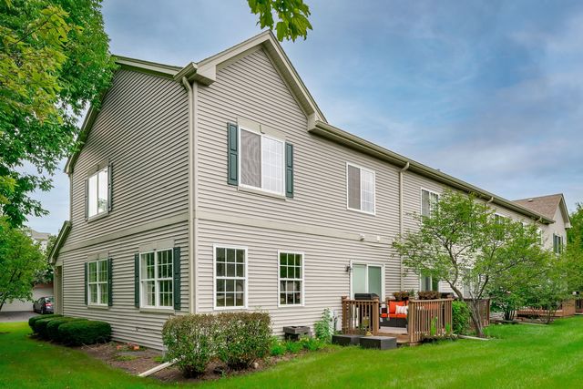 6061 Delaney Drive 1, Hoffman Estates, IL 60192