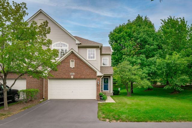 6061 Delaney Drive 1, Hoffman Estates, IL 60192