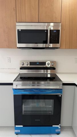 9620 SW 9th Ter, Miami, FL 33174