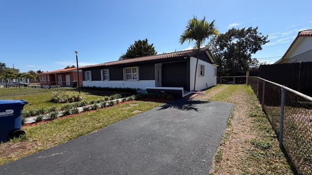 9620 SW 9th Ter, Miami, FL 33174