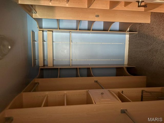 908 Kingston Terrace Court, St Charles, MO 63301