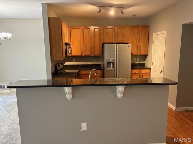 908 Kingston Terrace Court, St Charles, MO 63301