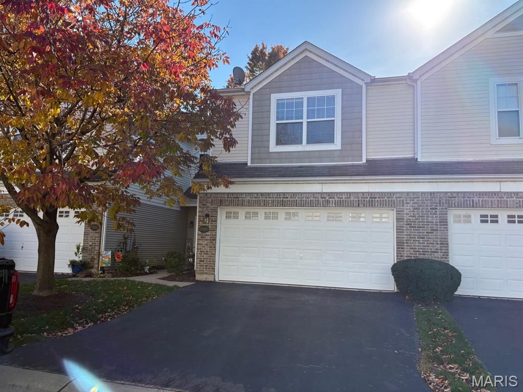 908 Kingston Terrace Court, St Charles, MO 63301