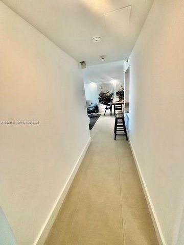 100 Bayview Dr 1906, Sunny Isles Beach, FL 33160