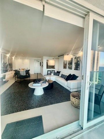 100 Bayview Dr 1906, Sunny Isles Beach, FL 33160