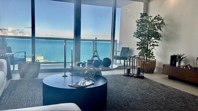 100 Bayview Dr 1906, Sunny Isles Beach, FL 33160