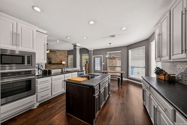 1411 Golf, San Antonio, TX 78258