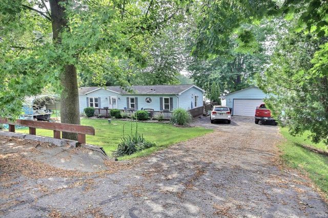 3185 S Golden Lake Road, Pleasant Lake, IN 46779