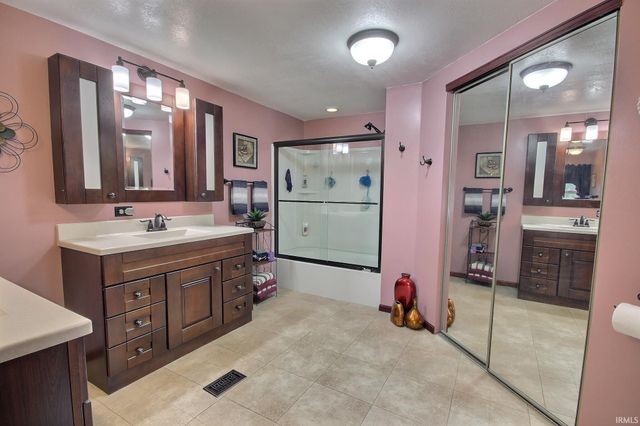 3185 S Golden Lake Road, Pleasant Lake, IN 46779