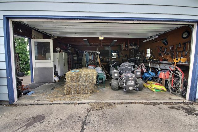 3185 S Golden Lake Road, Pleasant Lake, IN 46779