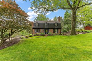 147 Woodshire Drive, O'hara, PA 15215