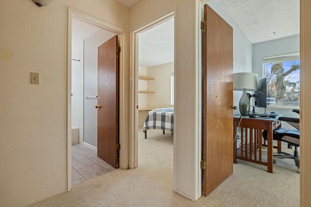 2513 Stoneridge Dr, Modesto, CA 95355