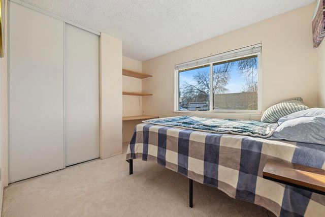 2513 Stoneridge Dr, Modesto, CA 95355