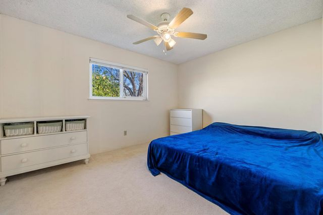 2513 Stoneridge Dr, Modesto, CA 95355