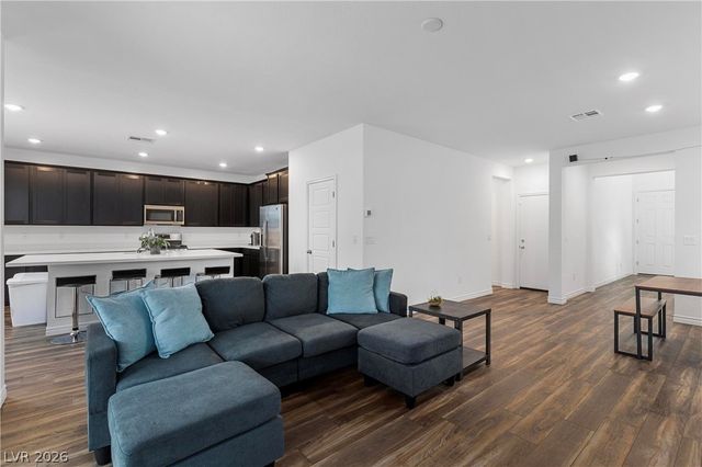 4348 Bayley Skye Avenue, Las Vegas, NV 89141