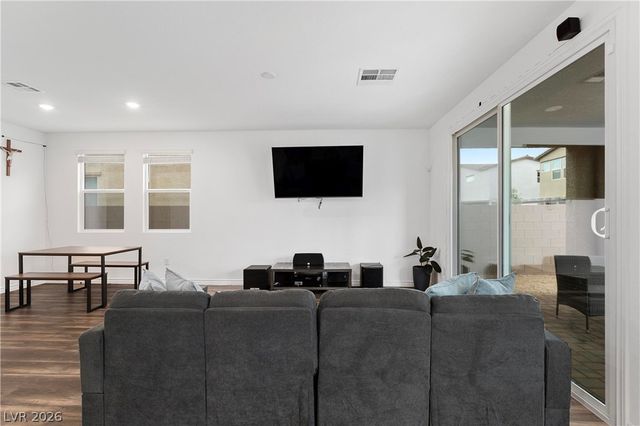 4348 Bayley Skye Avenue, Las Vegas, NV 89141