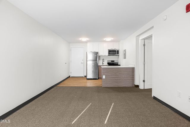 5104 Hollyridge Drive 103, Raleigh, NC 27612