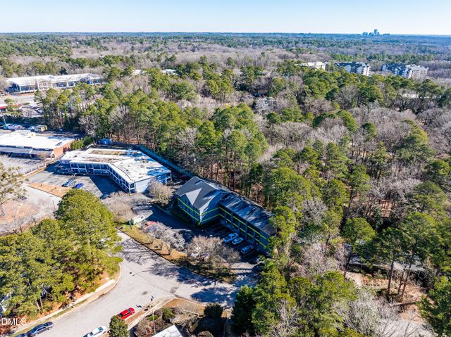 5104 Hollyridge Drive 103, Raleigh, NC 27612