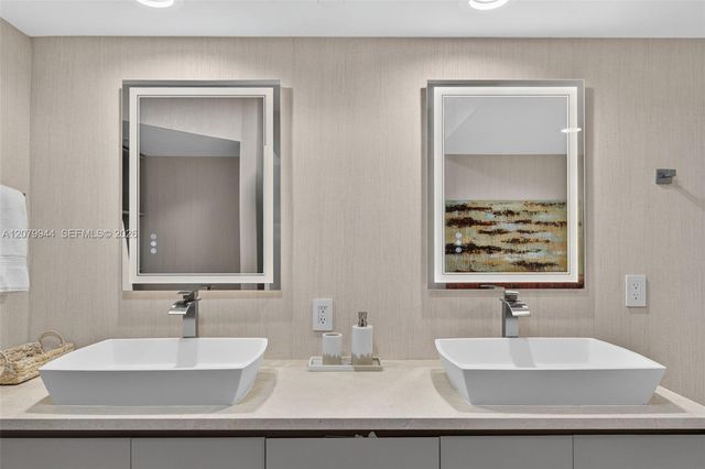 16500 Collins Avenue 2256, Sunny Isles Beach, FL 33160
