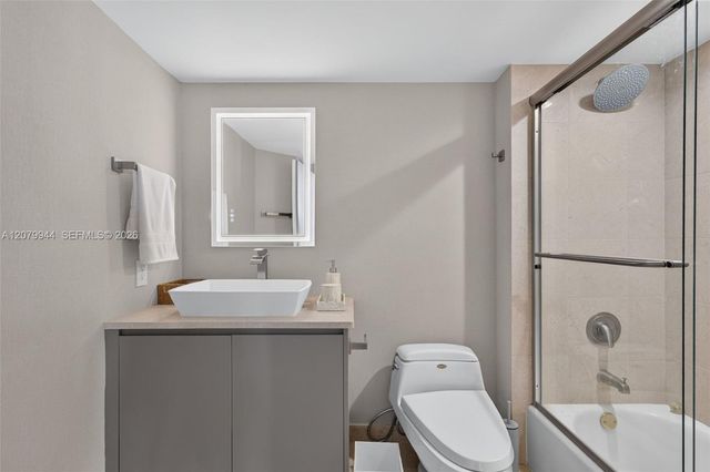 16500 Collins Avenue 2256, Sunny Isles Beach, FL 33160