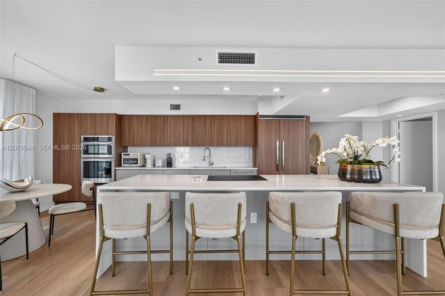 16500 Collins Avenue 2256, Sunny Isles Beach, FL 33160