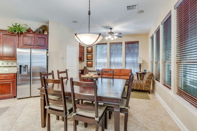 2620 Waters Edge Drive, Grand Prairie, TX 75054