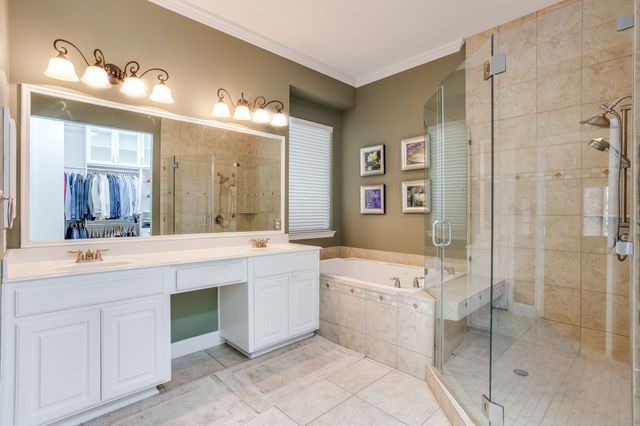 2620 Waters Edge Drive, Grand Prairie, TX 75054