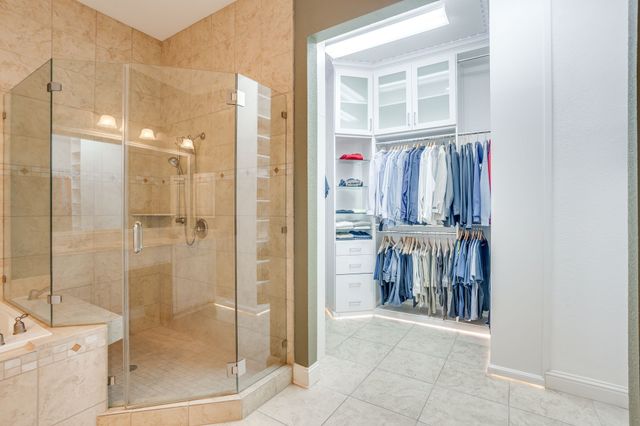 2620 Waters Edge Drive, Grand Prairie, TX 75054