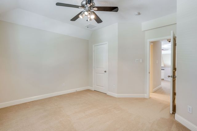 2620 Waters Edge Drive, Grand Prairie, TX 75054