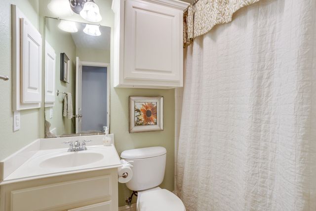 2620 Waters Edge Drive, Grand Prairie, TX 75054