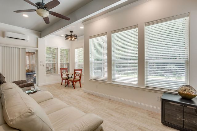 2620 Waters Edge Drive, Grand Prairie, TX 75054