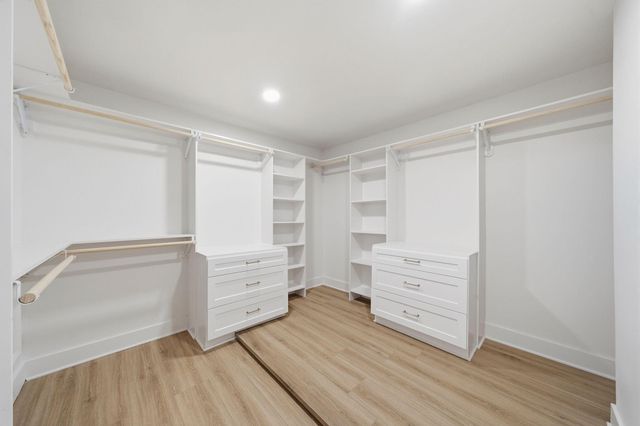 2304 Eagles Way, Pearland, TX 77581