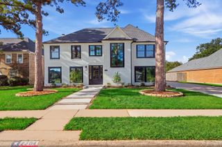 2304 Eagles Way, Pearland, TX 77581
